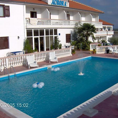 Hotel Aurora พูลา ภายนอก รูปภาพ