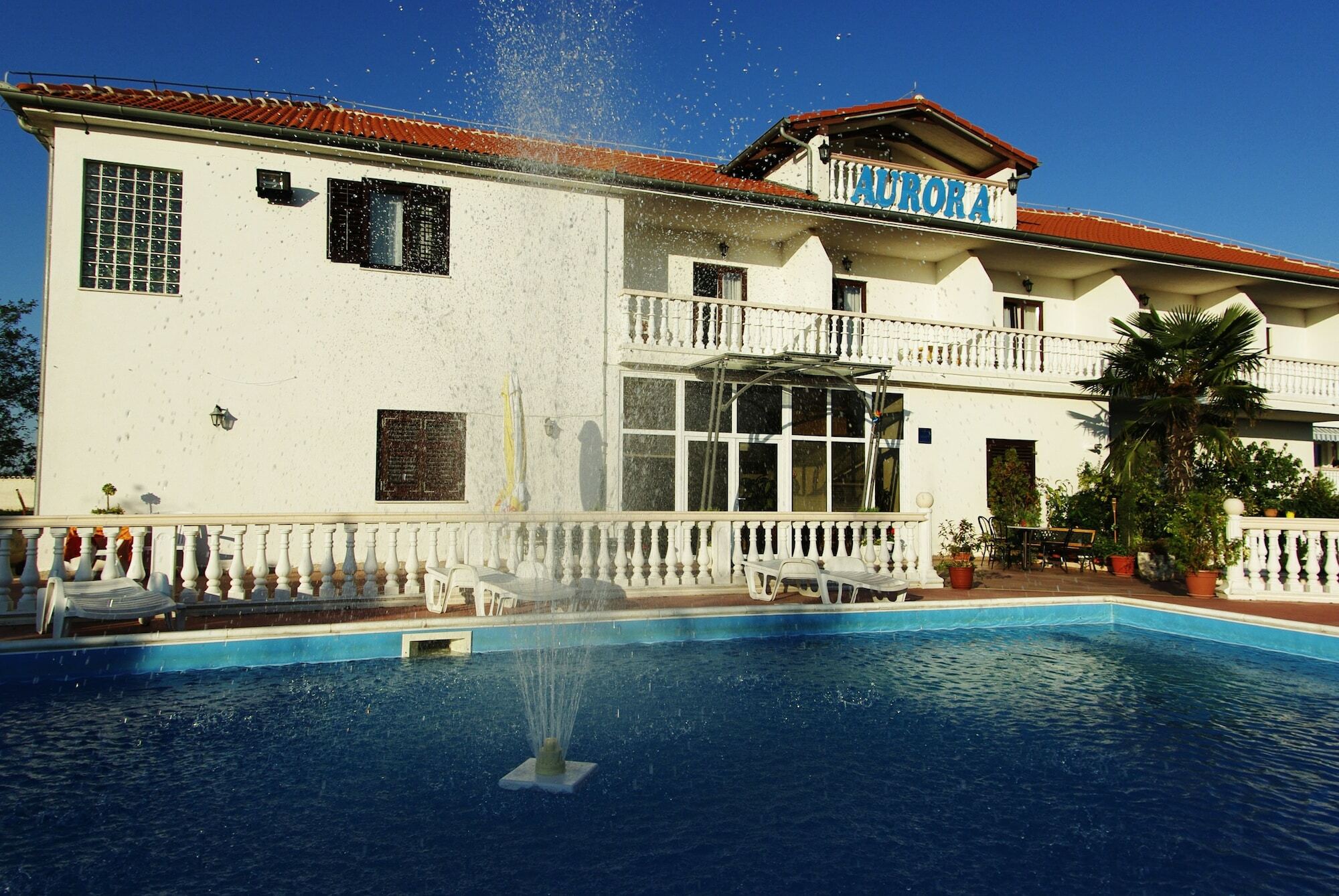 Hotel Aurora พูลา ภายนอก รูปภาพ